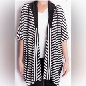 Joseph Ribkoff Black and White Kimono